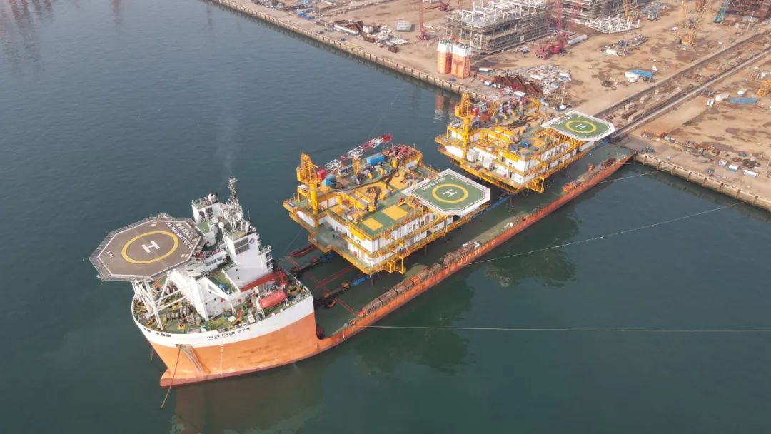 起航！中国海油首个岸电项目组块陆地建造完工