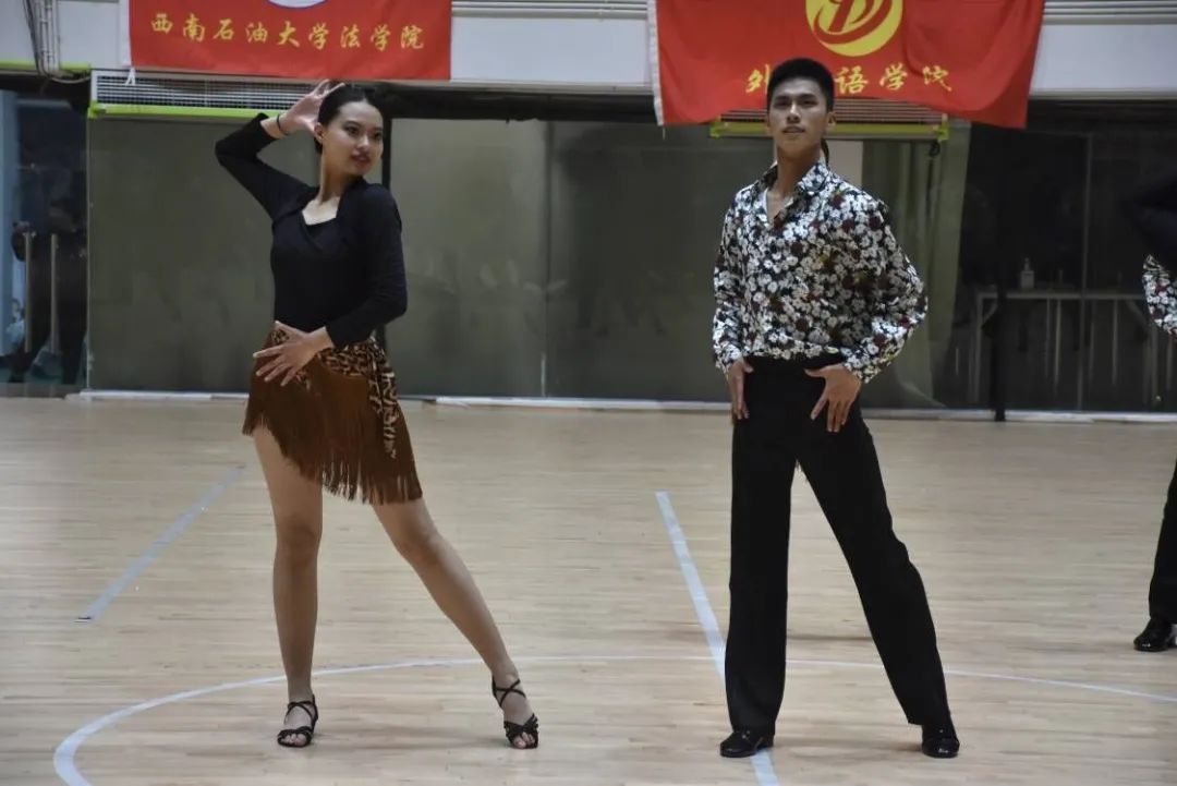你永远可以相信西南石大的体舞！