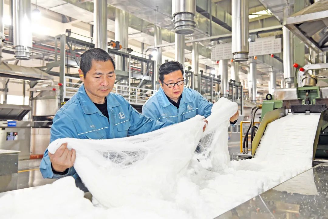 中国石化仪征化纤新材料为冬奥“保暖”