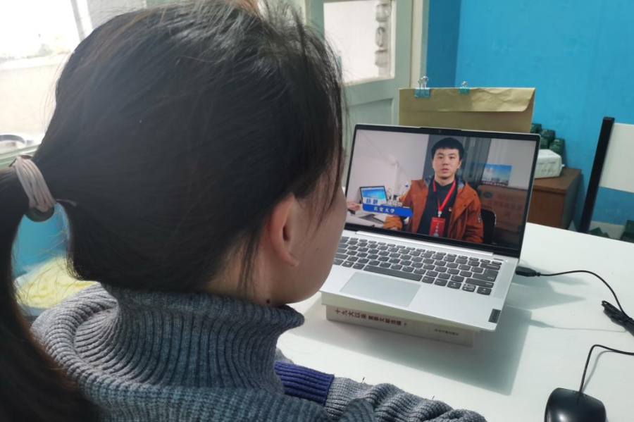 反响热烈！我校组织在校师生同上战疫云端大课