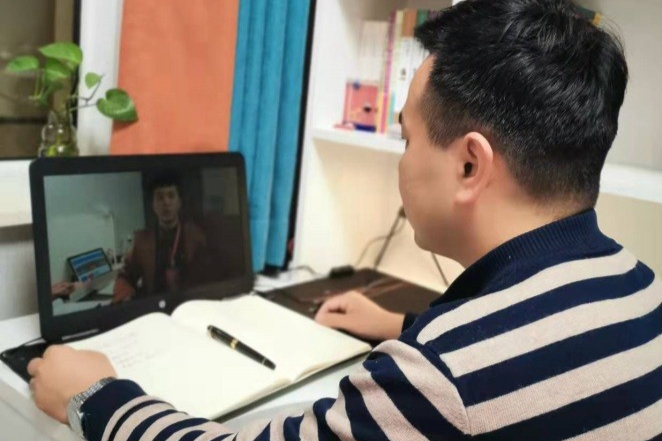 反响热烈！我校组织在校师生同上战疫云端大课