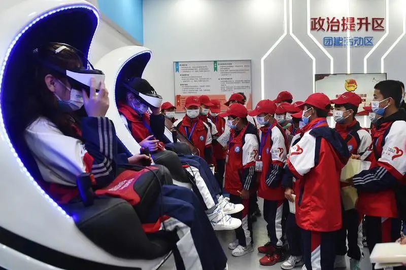 邀请60名孩子来胜利油田，边学边玩过一周！