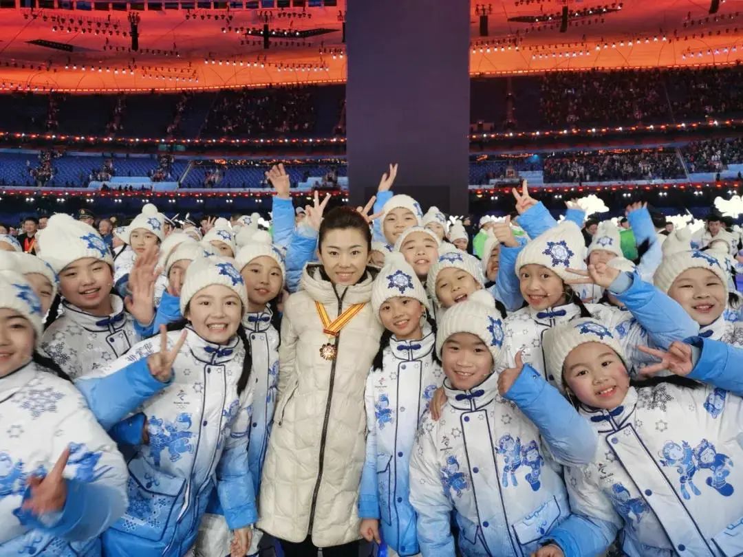 自豪！北京冬奥会开幕式上，咱石油人参与国旗传递！