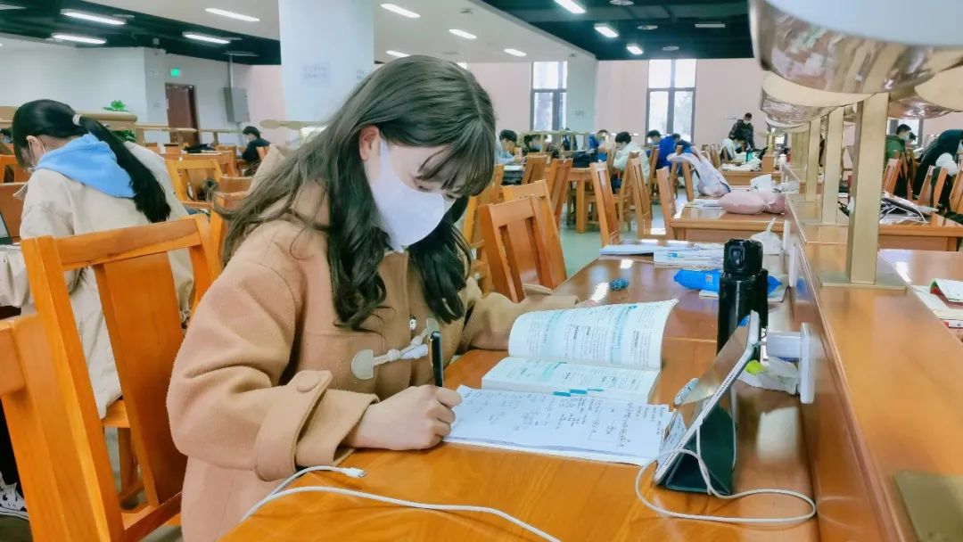 真的，你离学霸就差这么一点点了！