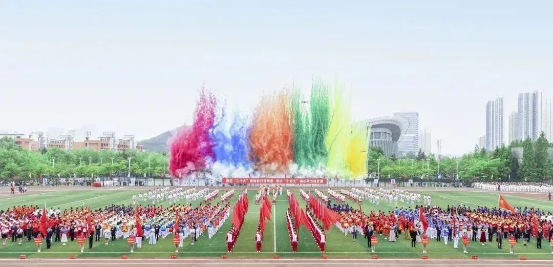 新突破！F奖5项！