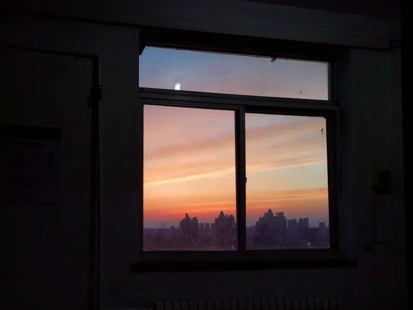 弯月，圆月，不负我与辽石化大共度的岁月