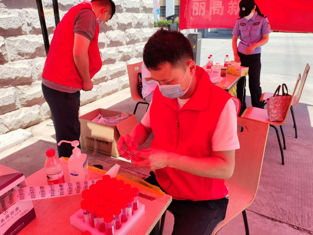 抗疫这些日子里，8个很短的故事