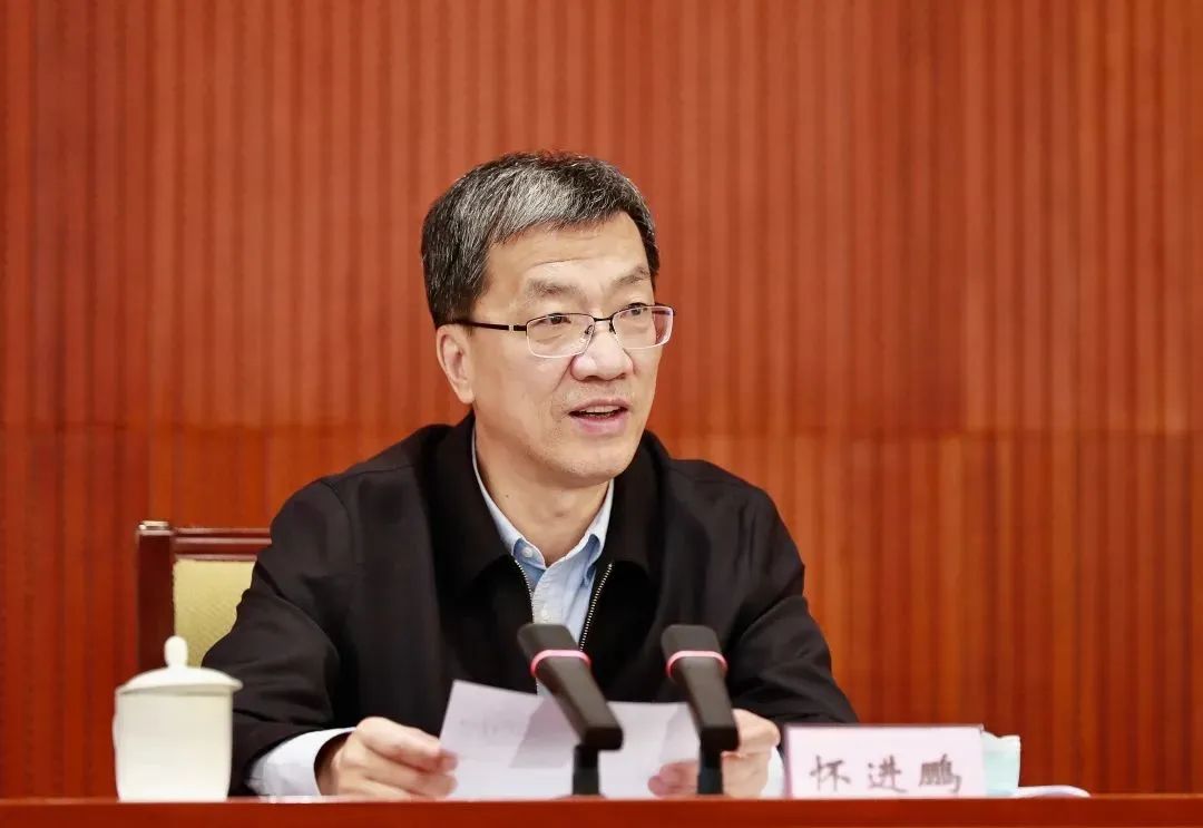 全媒体直播！教育台聚焦中石大的这件事！