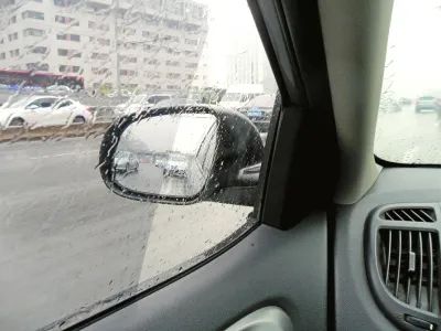 雨天行车需谨慎，送上“安全锦囊”