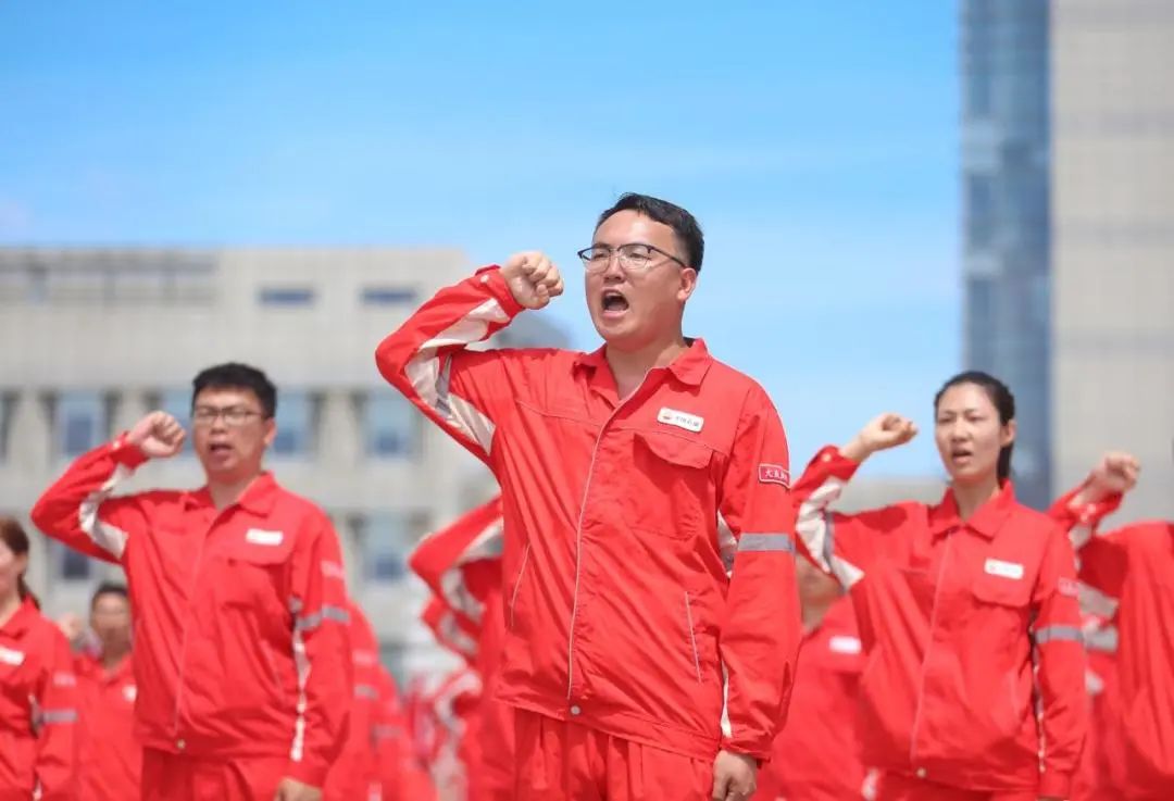 石油工人心向党