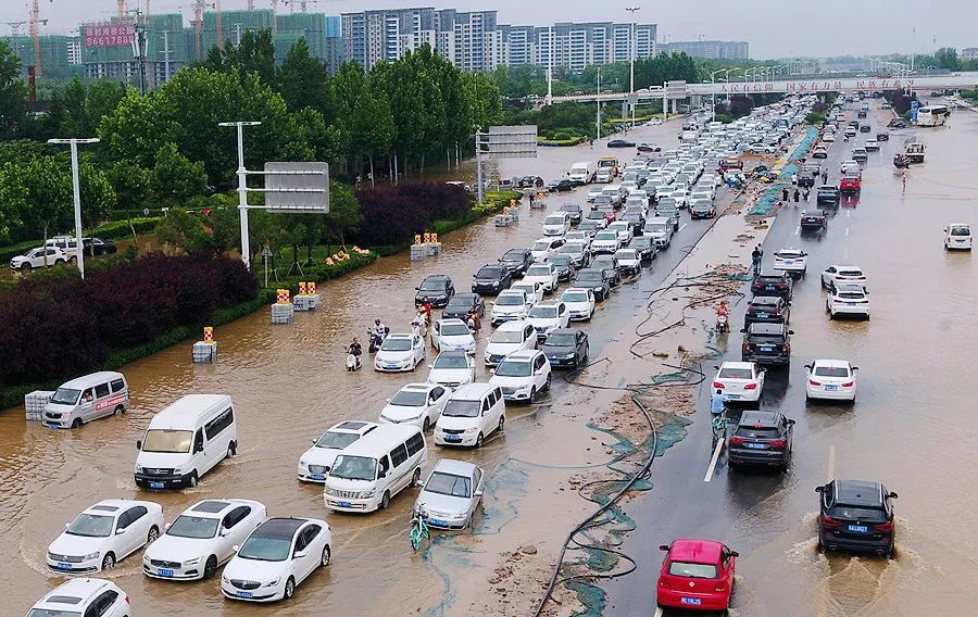 车辆涉水，保险怎么赔偿？