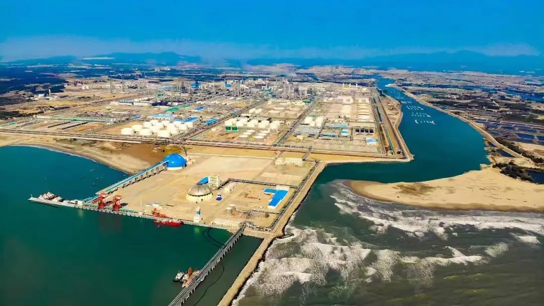 面向大南海，中国石油建了一座“城”！