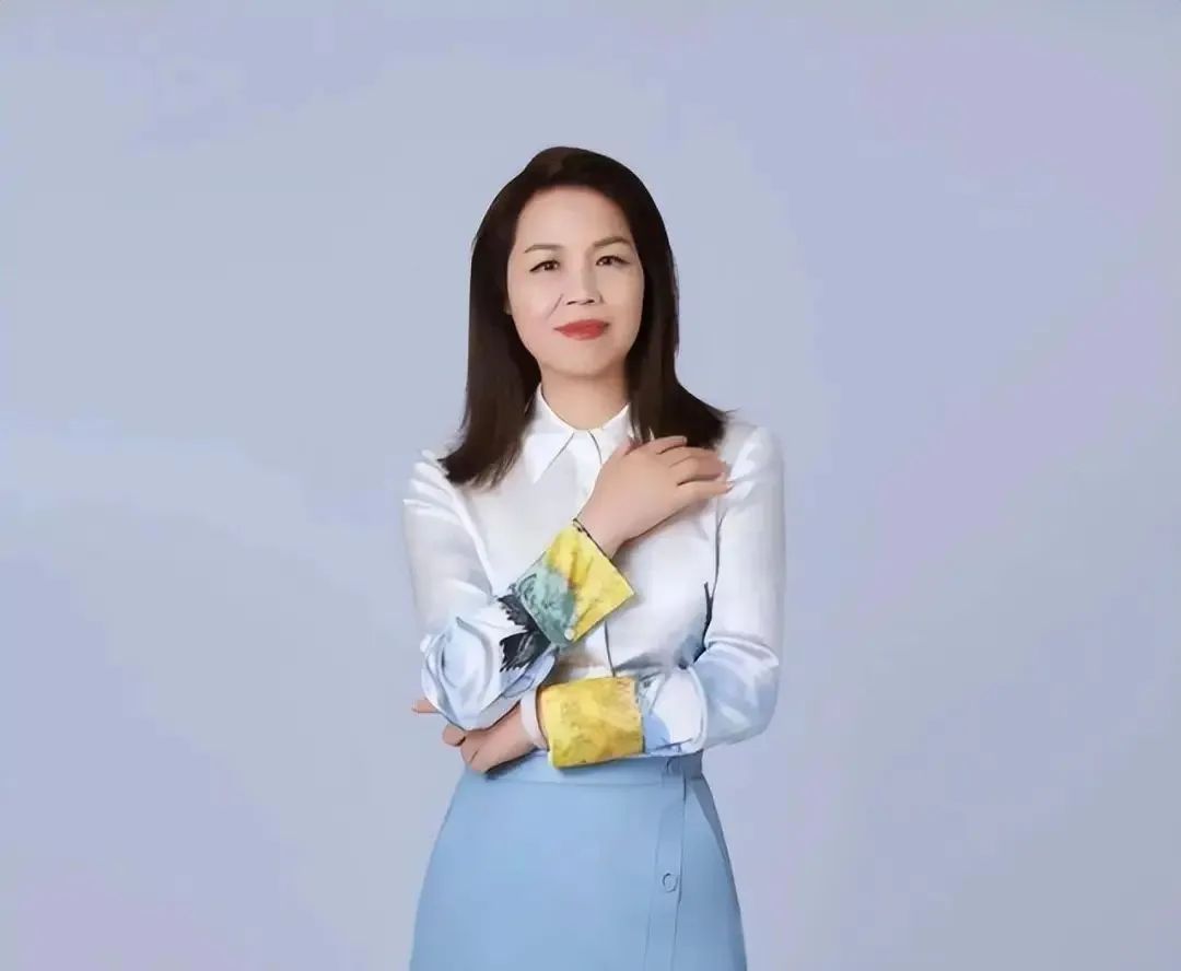 石油院校女首富，身价400亿！