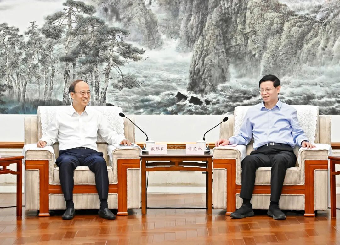 中石油、中石化高层会见辽宁省委书记！