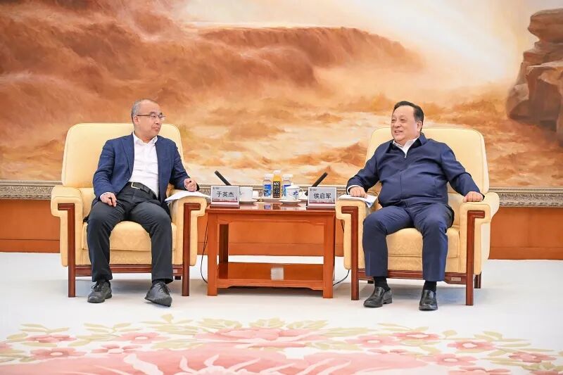中国石油董事长戴厚良、中国石化董事长侯启军密集会见调研！